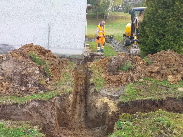 rekonštrukcia domu smútku v čati obce Klíž