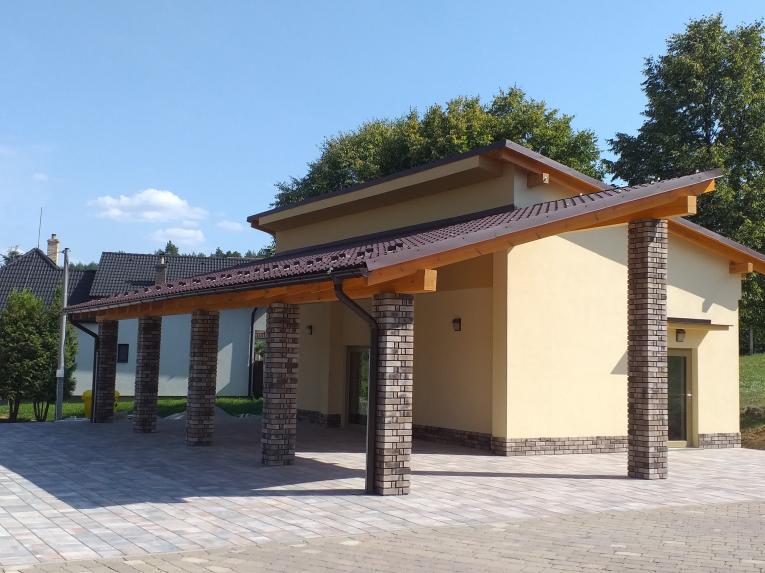 rekonštrukcia domu smútku v čati obce Klíž